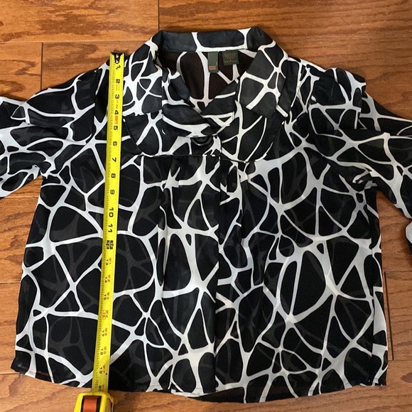 Sere Nade sheer jacket giraffe pattern black & white 1  button with tank large - Picture 11 of 14